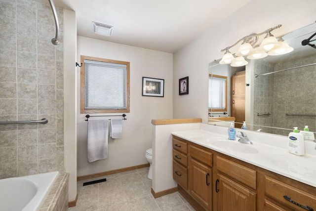3328 Bayside COURT, La Crosse, WI 54601