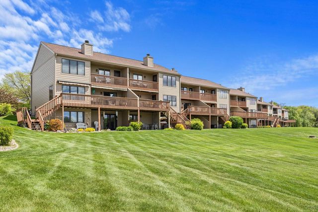 3328 Bayside COURT, La Crosse, WI 54601