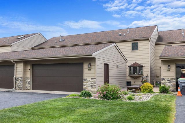 3328 Bayside COURT, La Crosse, WI 54601