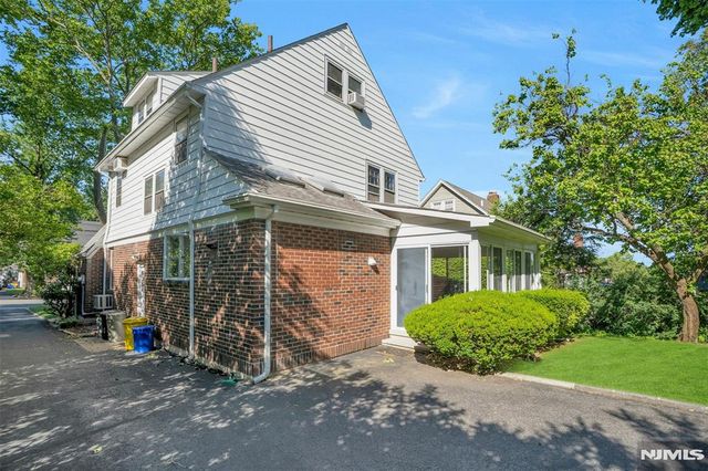 30 Brinkerhoff Avenue, Teaneck, NJ 07666