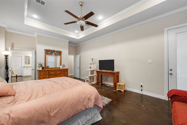 2370 Garrett Lane, China Spring, TX 76633