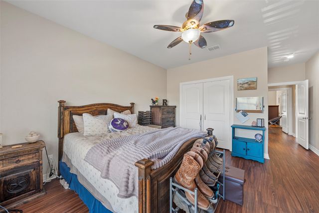 2370 Garrett Lane, China Spring, TX 76633