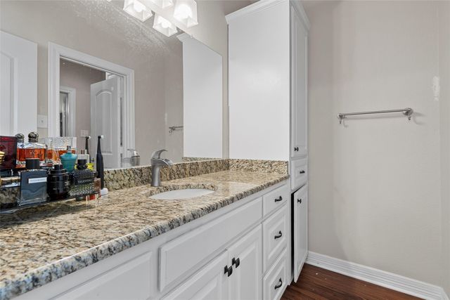 2370 Garrett Lane, China Spring, TX 76633