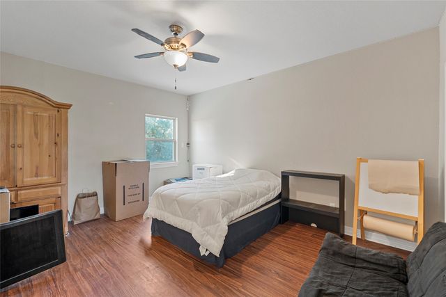 2370 Garrett Lane, China Spring, TX 76633