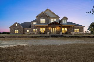 2370 Garrett Lane, China Spring, TX 76633