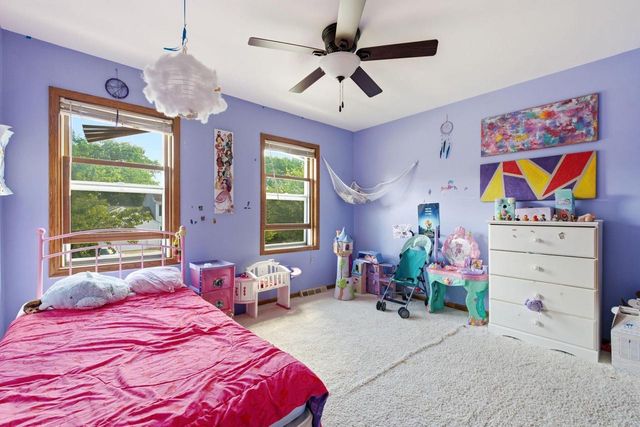 1232 Cavalier DRIVE, Waukesha, WI 53186