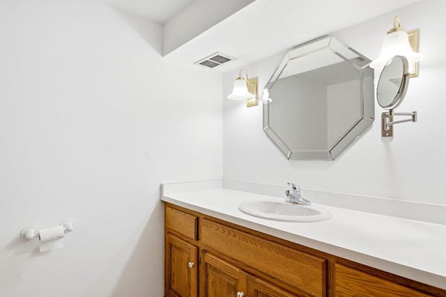 1232 Cavalier DRIVE, Waukesha, WI 53186