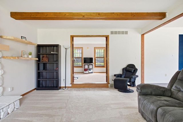 1232 Cavalier DRIVE, Waukesha, WI 53186