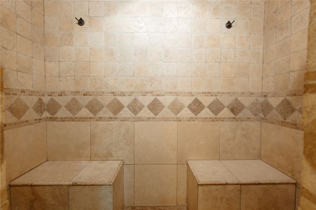 8880 Pageant Drive, Rogers, AR 72756