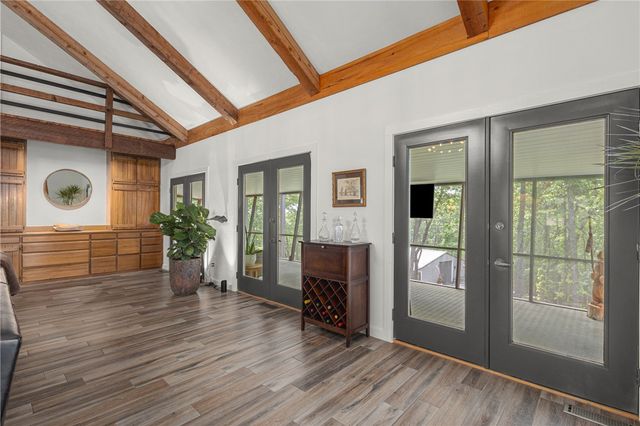 8880 Pageant Drive, Rogers, AR 72756