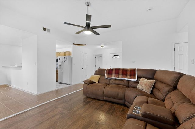 342 Sunset Farm Place SW, Albuquerque, NM 87105