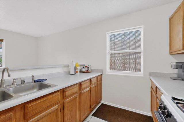 342 Sunset Farm Place SW, Albuquerque, NM 87105