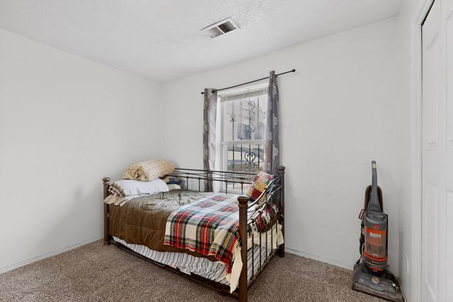 342 Sunset Farm Place SW, Albuquerque, NM 87105