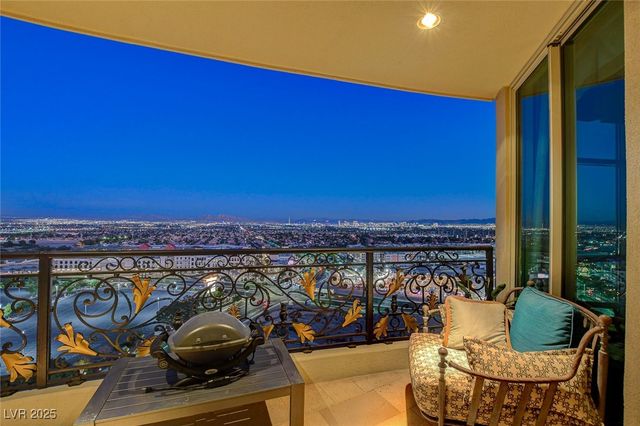 9101 Alta Drive 1406, Las Vegas, NV 89145