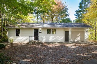 17751 Blue Star Highway, South Haven Twp, MI 49090
