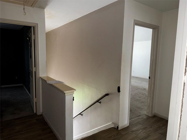 303 Cypress Lane, La Porte, TX 77571