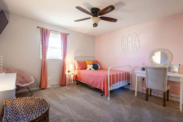 181 Peachtree Drive, Versailles, KY 40383