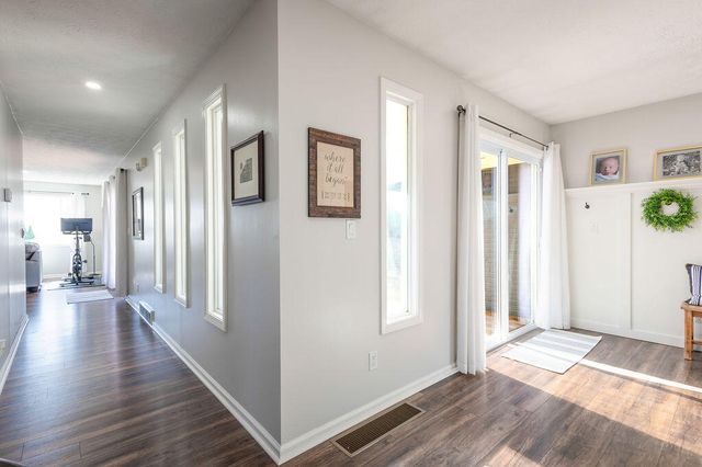 181 Peachtree Drive, Versailles, KY 40383