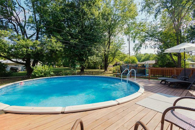 181 Peachtree Drive, Versailles, KY 40383