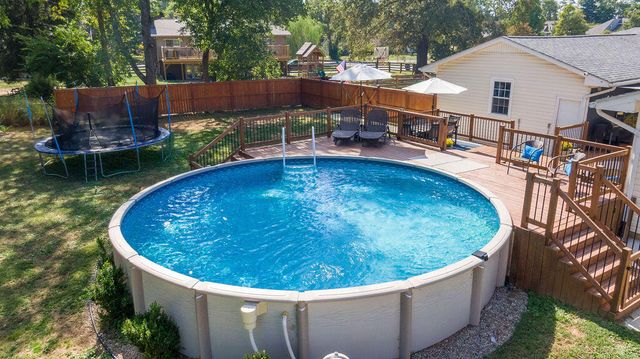 181 Peachtree Drive, Versailles, KY 40383