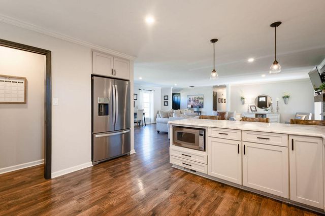 181 Peachtree Drive, Versailles, KY 40383