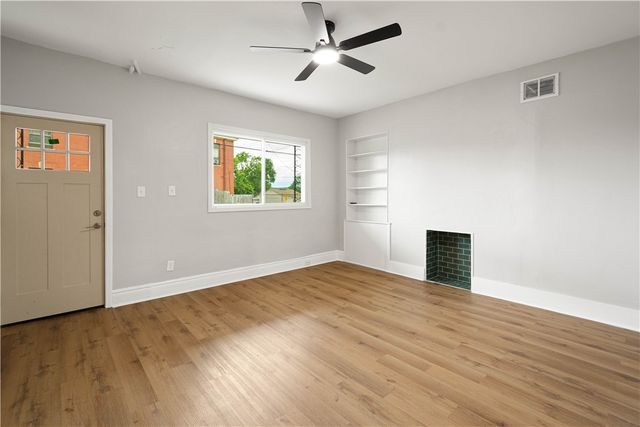 877 E 11th Ave, Munhall, PA 15120