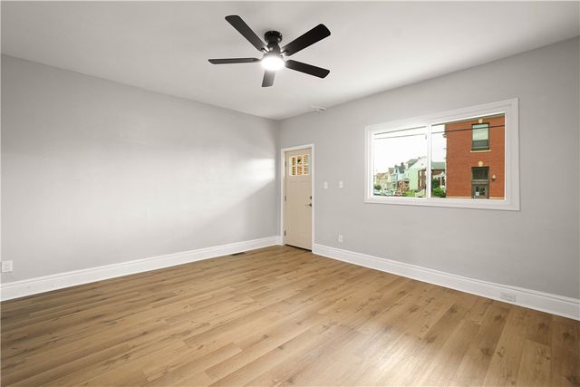 877 E 11th Ave, Munhall, PA 15120