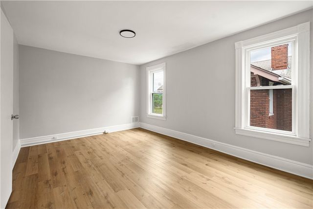 877 E 11th Ave, Munhall, PA 15120