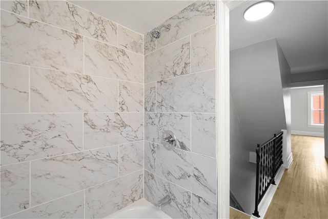 877 E 11th Ave, Munhall, PA 15120