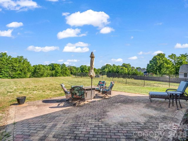 104 Bermuda Run, Shelby, NC 28150