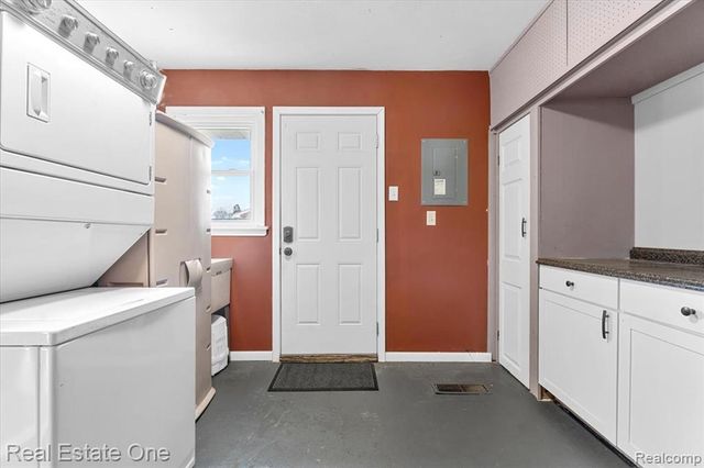 18216 Wendy Court, Riverview, MI 48193