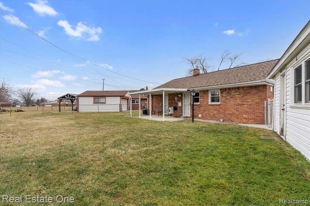 18216 Wendy Court, Riverview, MI 48193