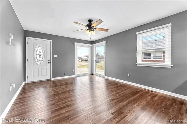 18216 Wendy Court, Riverview, MI 48193