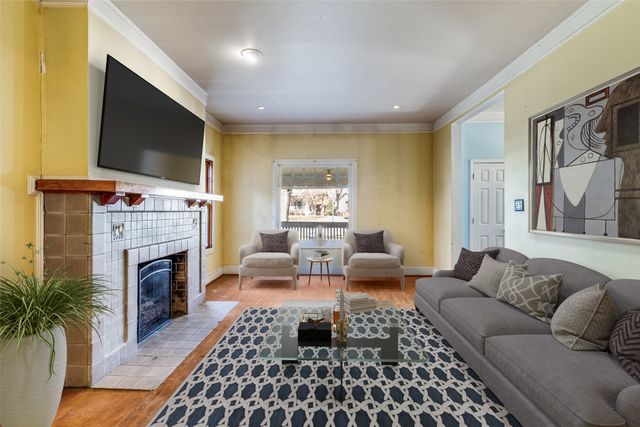 4916 Junius Street, Dallas, TX 75214