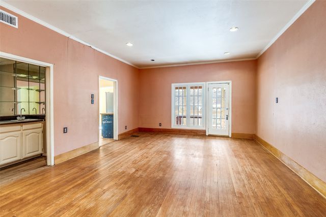 4916 Junius Street, Dallas, TX 75214