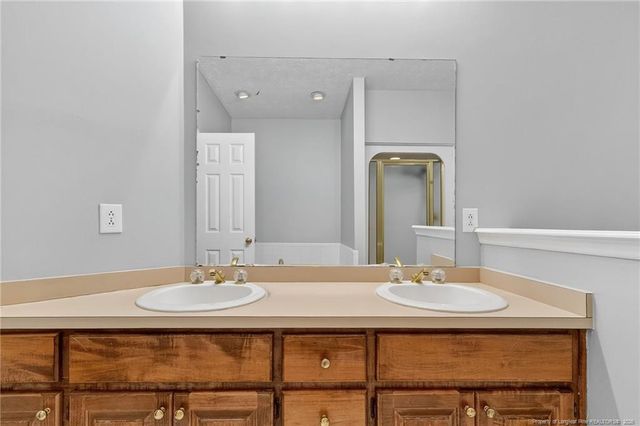 4421 Bluebush Drive 303A, Fayetteville, NC 28312