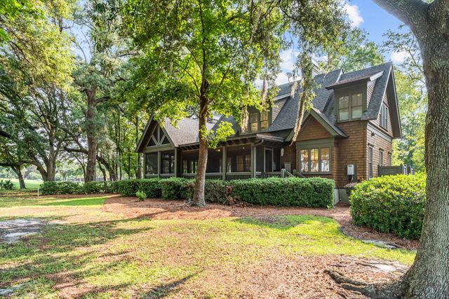720 Island Park Drive Unit 110, Charleston, SC 29492