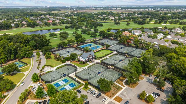 720 Island Park Drive Unit 110, Charleston, SC 29492