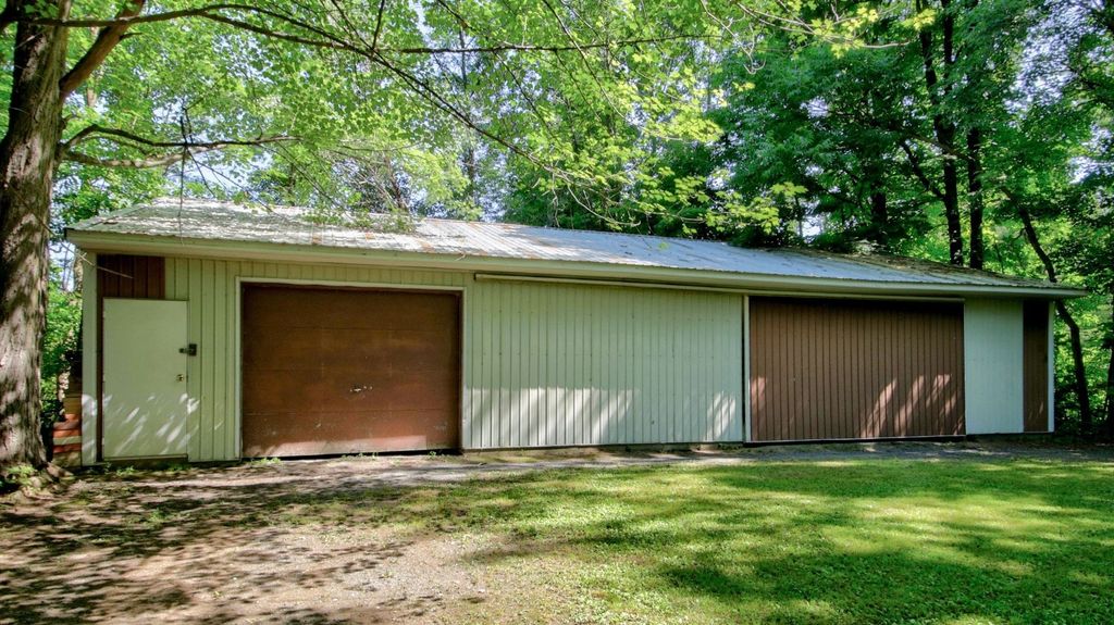 Image 19 of property listing at 1551A 8 3/4 Street, Almena, WI 54805