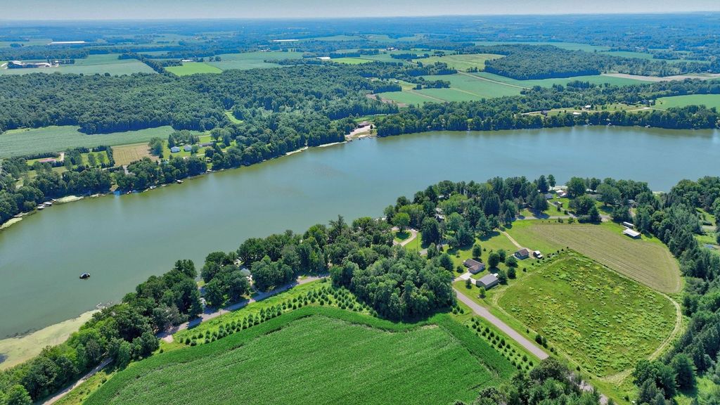 Image 26 of property listing at 1551A 8 3/4 Street, Almena, WI 54805