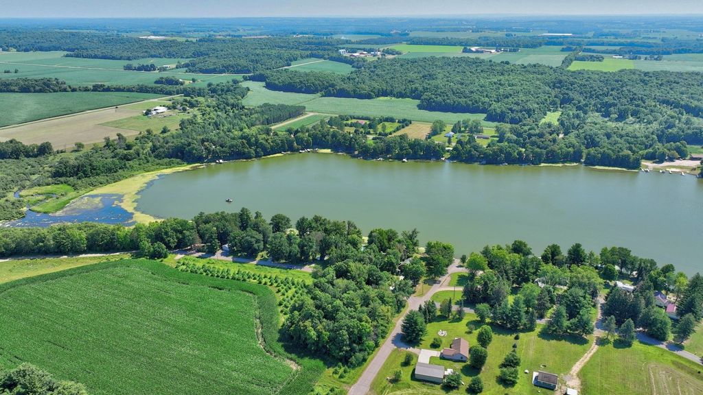 Image 29 of property listing at 1551A 8 3/4 Street, Almena, WI 54805
