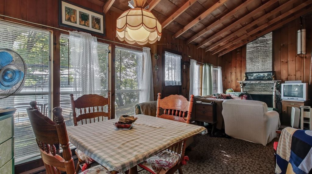 Image 7 of property listing at 1551A 8 3/4 Street, Almena, WI 54805