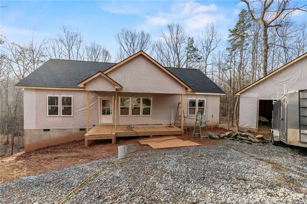 110 Gabriel Way, Pickens, SC 29671