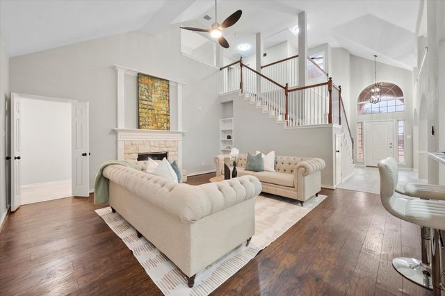 1724 Newcastle Drive, Mansfield, TX 76063