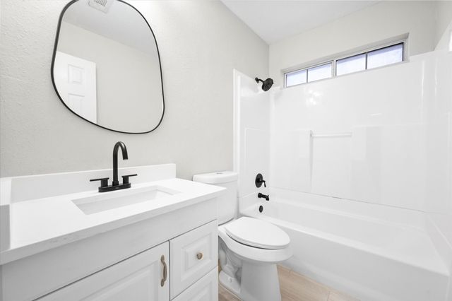 1724 Newcastle Drive, Mansfield, TX 76063