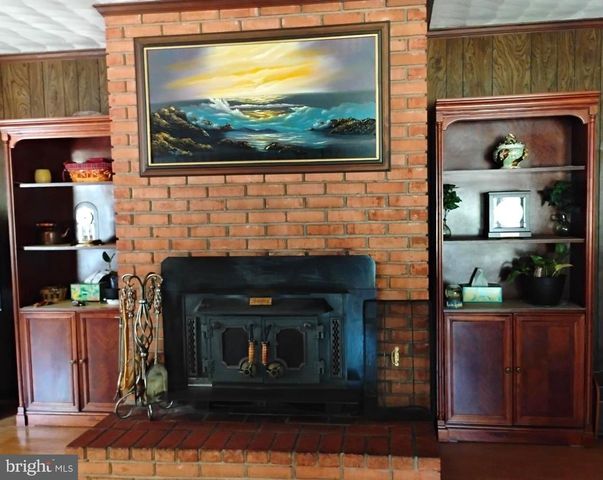 12266 ELK RUN CHURCH RD, Midland, VA 22728