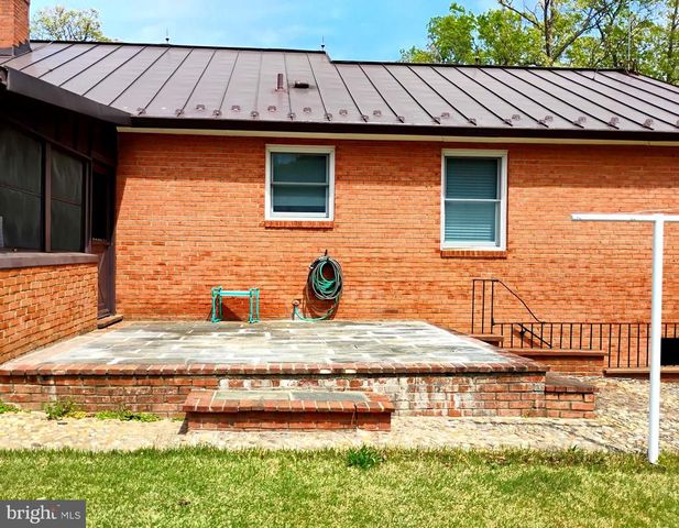 12266 ELK RUN CHURCH RD, Midland, VA 22728