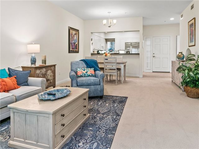 25422 Sea Bluffs Dr 103, Dana Point, CA 92629
