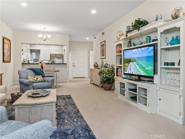 25422 Sea Bluffs Dr 103, Dana Point, CA 92629