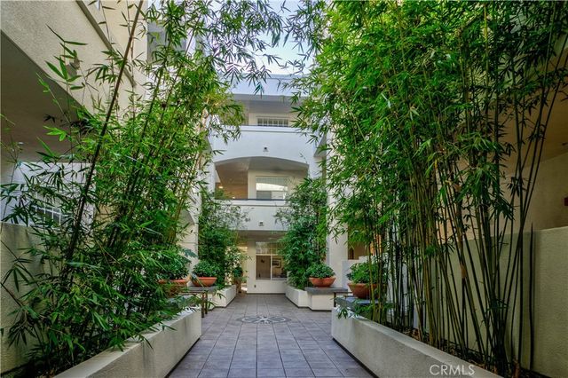25422 Sea Bluffs Dr 103, Dana Point, CA 92629